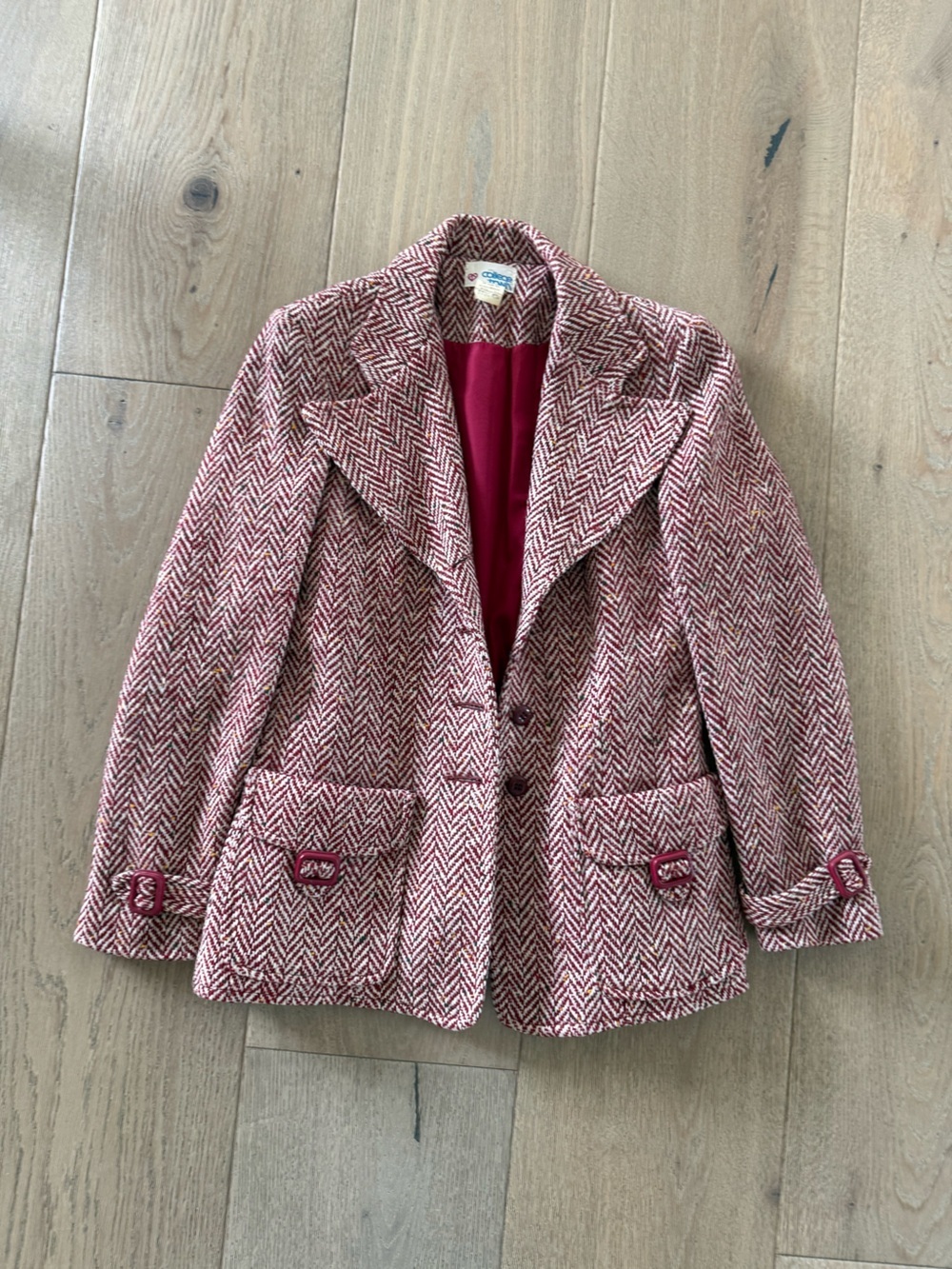 Vintage Textured Herringbone suit in Burgundy & Cream